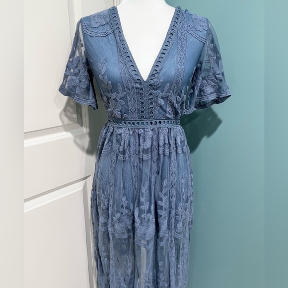 Pink Lily lace maxi dress. Size S. - Picture 2 of 10